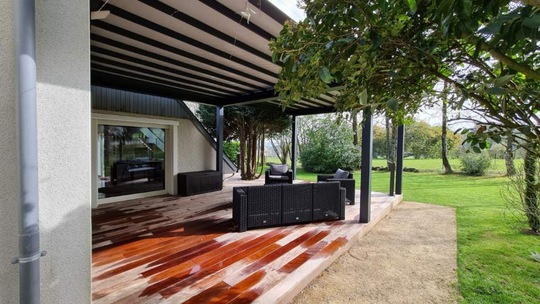 Après pose pergola 1.JPG