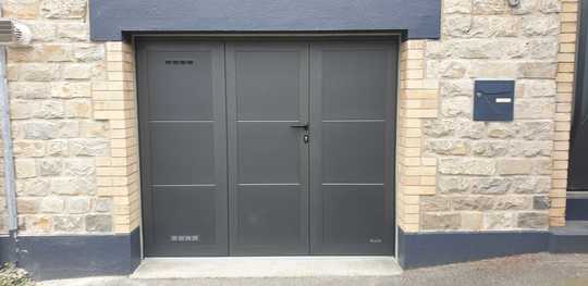 Porte de garage battante