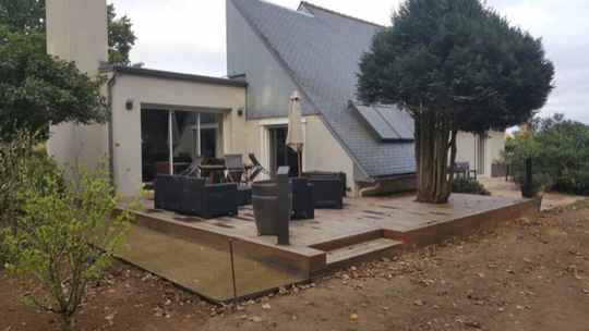 Terrasse avant pergola