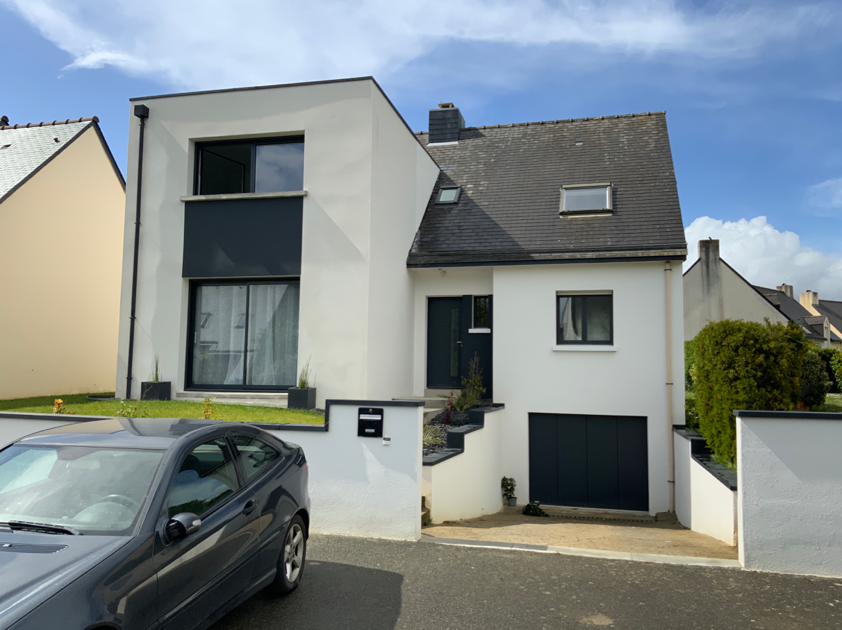 Isolation d'une porte de garage - PagesJaunes